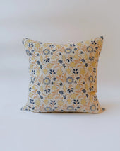 Load image into Gallery viewer, Uma Linen Pillow, 22&quot; X 22&quot;
